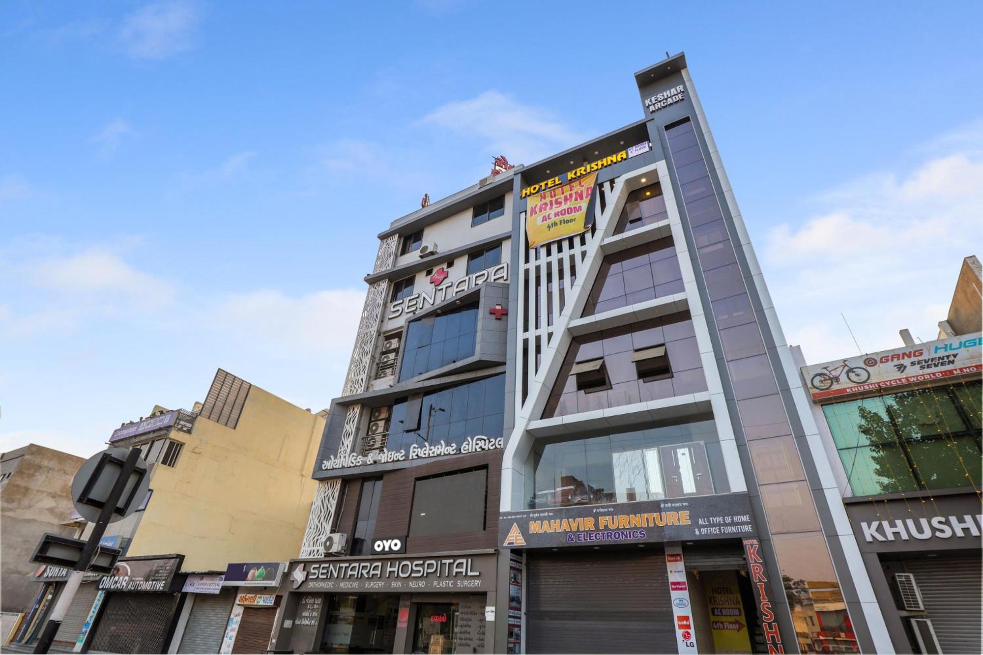 Hotel Krishna Ahmadábád Kültér fotó